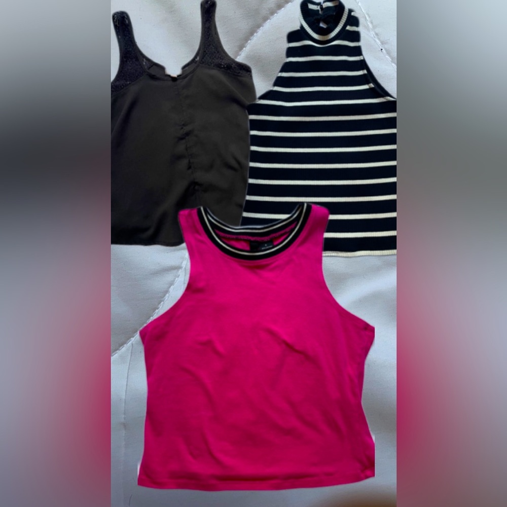 3/$15 cute tank top bundle!